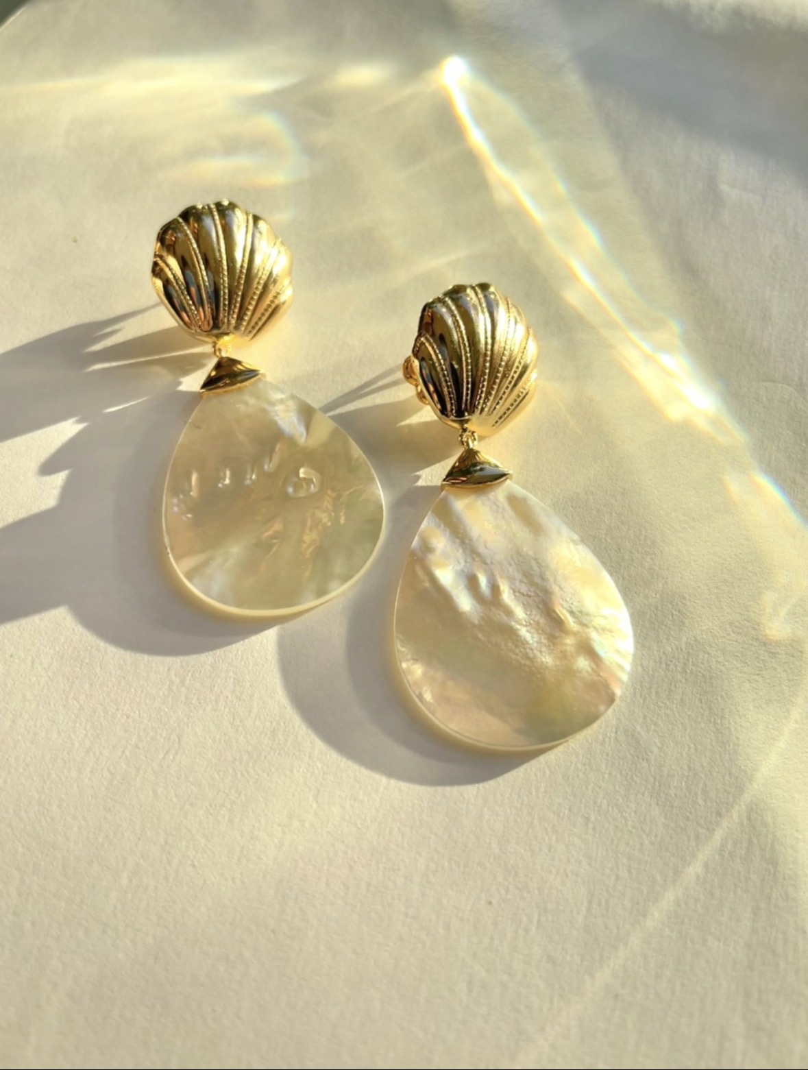 Brinco Concha Madrepérola