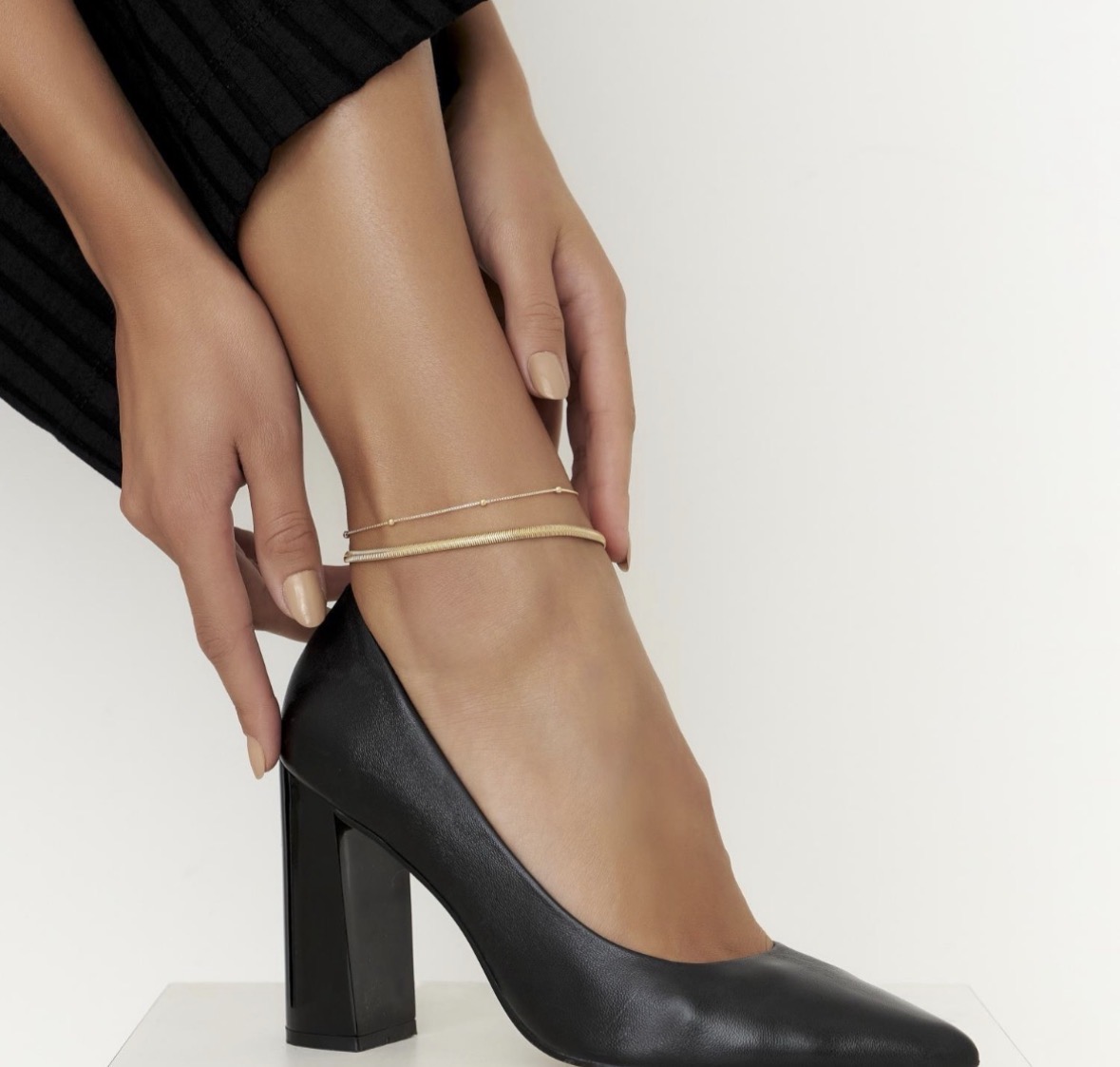 Tornozeleira Bolinha Dourado